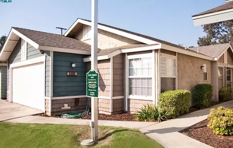 1336 E Sunnyview Ave, Visalia, CA 93292 photo 1