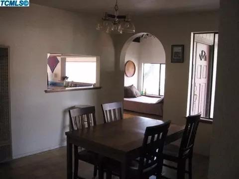43065 Sierra Dr, Three Rivers, CA 93271 photo 4