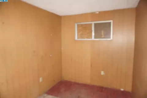 621 E Kamm Ave, Dinuba, CA 93618 photo 8