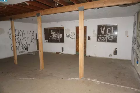 621 E Kamm Ave, Dinuba, CA 93618 photo 10