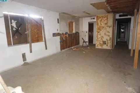 621 E Kamm Ave, Dinuba, CA 93618 photo 9