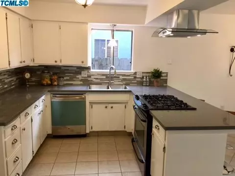 2223 S Memory St, Visalia, CA 93277 photo 10