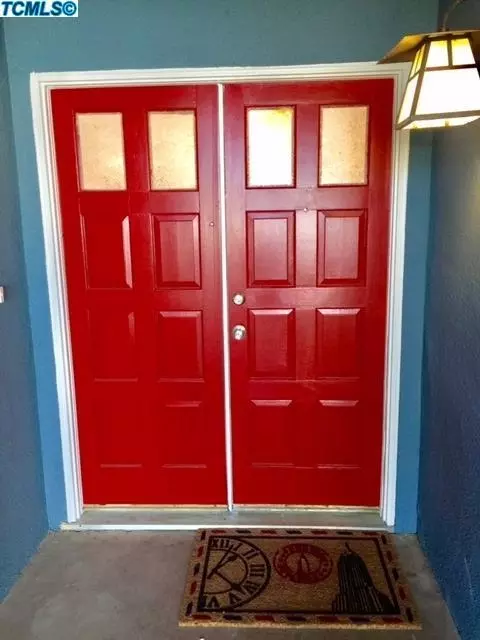 2223 S Memory St, Visalia, CA 93277 photo 3