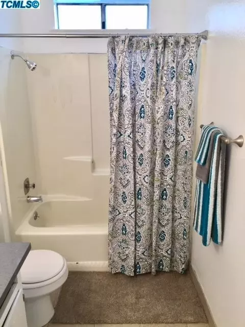2223 S Memory St, Visalia, CA 93277 photo 15