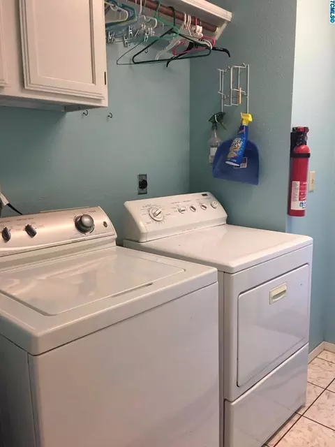 37 Cantebury Dr, Lemoore, CA 93245 photo 16