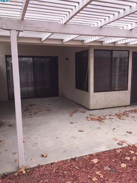1405 E Vassar, Visalia, CA 93292 photo 24