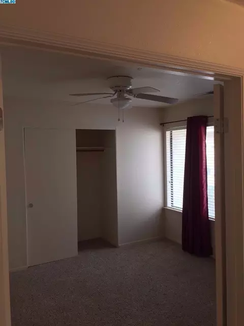 1405 E Vassar, Visalia, CA 93292 photo 11