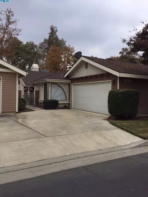 1405 E Vassar, Visalia, CA 93292 photo 2