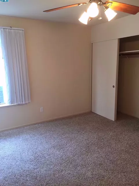 1405 E Vassar, Visalia, CA 93292 photo 19