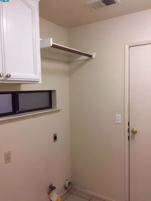 1405 E Vassar, Visalia, CA 93292 photo 20