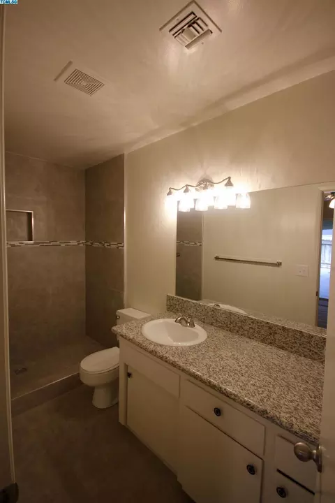 701 Emperor St, Exeter, CA 93221 photo 19