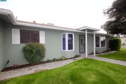 701 Emperor St, Exeter, CA 93221 photo 1