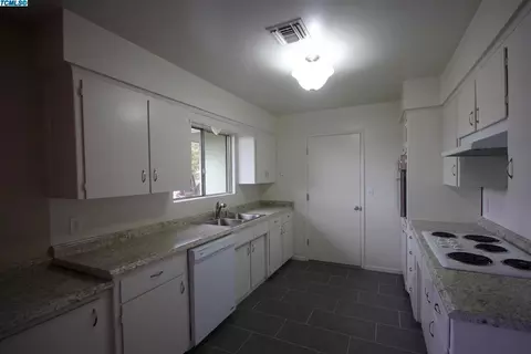 701 Emperor St, Exeter, CA 93221 photo 10