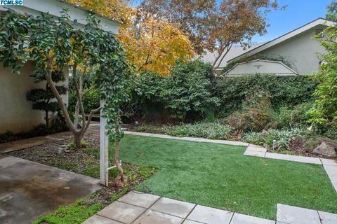 1436 E Castleview Ave, Visalia, CA 93292 photo 21