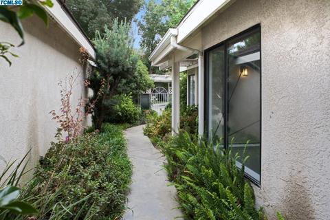 1436 E Castleview Ave, Visalia, CA 93292 photo 28