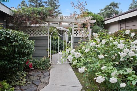 1436 E Castleview Ave, Visalia, CA 93292 photo 23