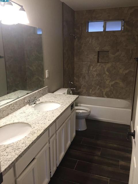 2806 E Sweet Ave, Visalia, CA 93292 photo 12
