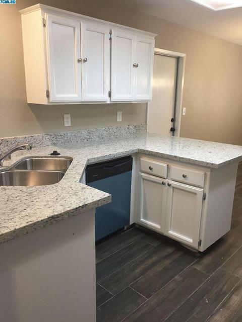 2806 E Sweet Ave, Visalia, CA 93292 photo 9