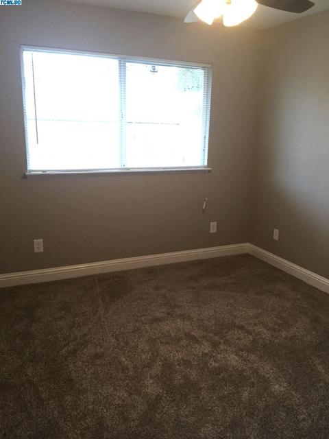 2806 E Sweet Ave, Visalia, CA 93292 photo 13