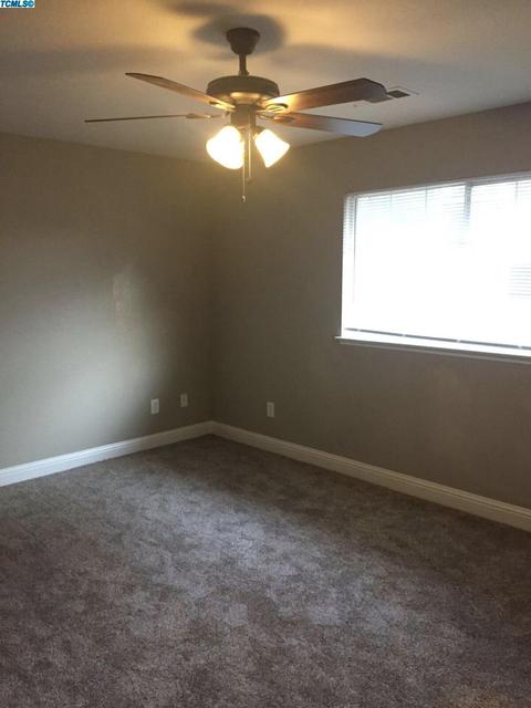 2806 E Sweet Ave, Visalia, CA 93292 photo 14