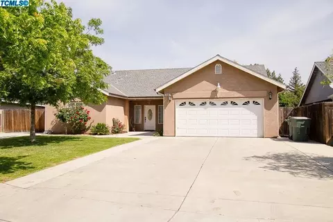 530 E Ferguson Ct, Visalia, CA 93292 photo 1