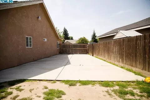 530 E Ferguson Ct, Visalia, CA 93292 photo 23