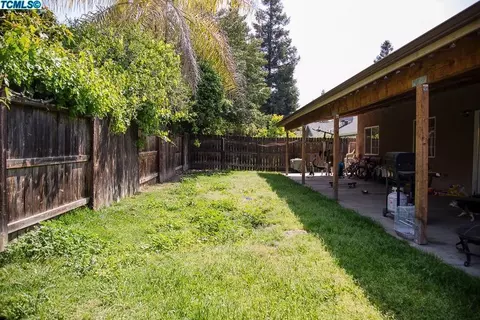 530 E Ferguson Ct, Visalia, CA 93292 photo 27