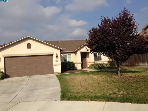 4140 E Center Ct, Visalia, CA 93292 photo 3