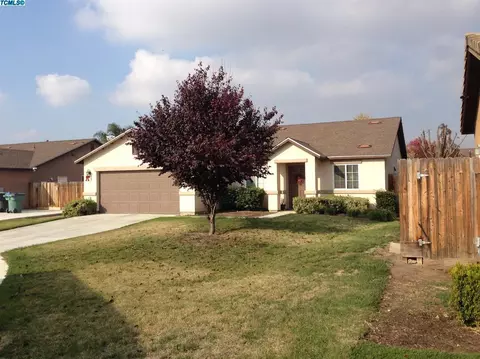 4140 E Center Ct, Visalia, CA 93292 photo 2