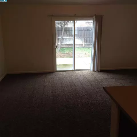 4140 E Center Ct, Visalia, CA 93292 photo 6