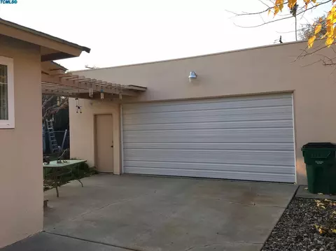 35322 Pine Dr, Springville, CA 93265 photo 6