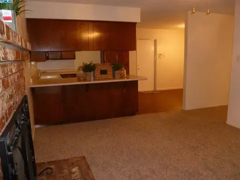 2303 S Memory St, Visalia, CA 93277 photo 23