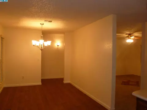 2303 S Memory St, Visalia, CA 93277 photo 25