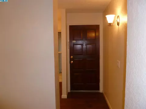 2303 S Memory St, Visalia, CA 93277 photo 13