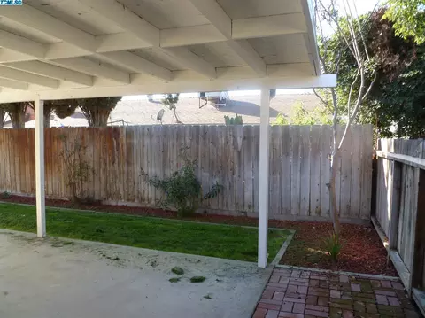 2303 S Memory St, Visalia, CA 93277 photo 39