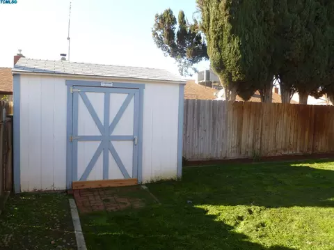2303 S Memory St, Visalia, CA 93277 photo 46