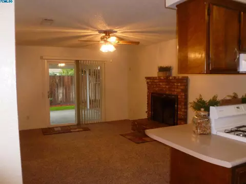 2303 S Memory St, Visalia, CA 93277 photo 19
