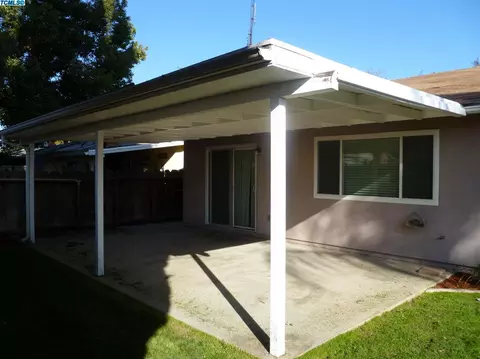 2303 S Memory St, Visalia, CA 93277 photo 42