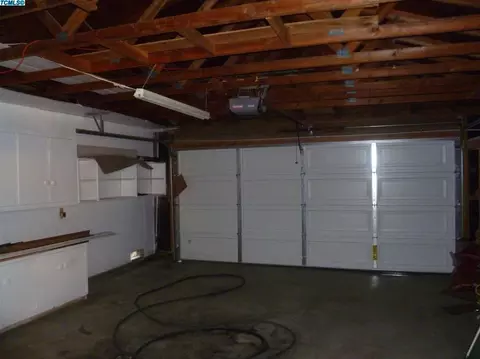 2303 S Memory St, Visalia, CA 93277 photo 47