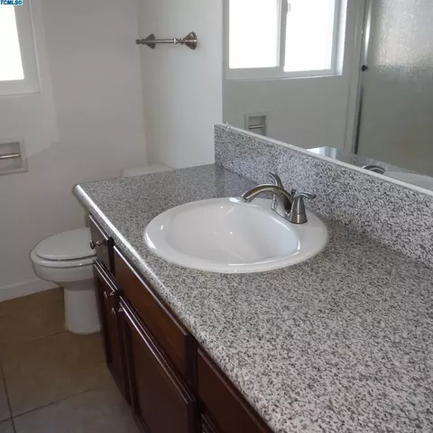 2481 E Sunset Ave, Tulare, CA 93274 photo 10