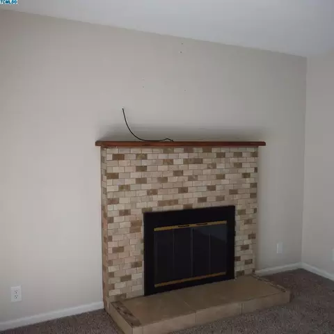 2481 E Sunset Ave, Tulare, CA 93274 photo 8