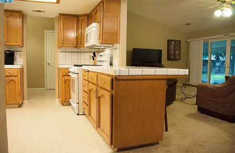 3625 E Stapp, Visalia, CA 93292 photo 20