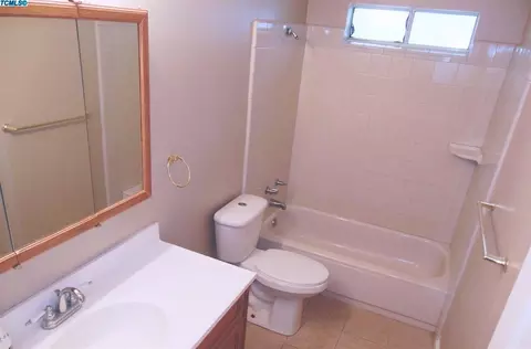 926 E Pleasant Ave, Tulare, CA 93274 photo 15
