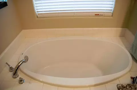 982 Tradition Dr, Lemoore, CA 93245 photo 26