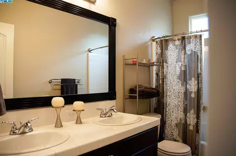 982 Tradition Dr, Lemoore, CA 93245 photo 30