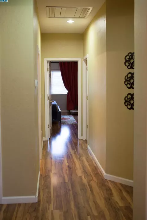 2736 E La Vida Ave, Visalia, CA 93292 photo 41