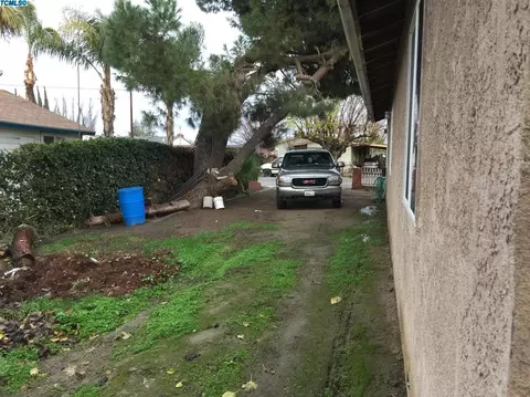 237 S Maple St, Pixley, CA 93256 photo 18