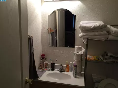 237 S Maple St, Pixley, CA 93256 photo 8