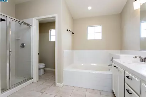 659 Cambria Ln, Lemoore, CA 93245 photo 19