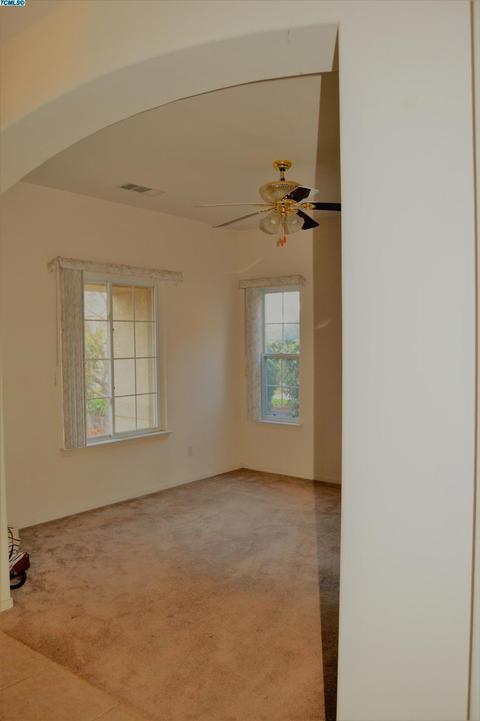 4305 E Westcott Ave, Visalia, CA 93292 photo 7